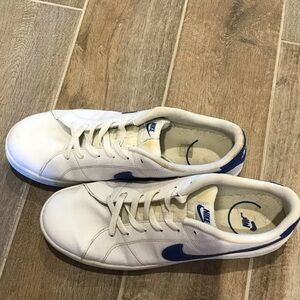 Nike Court Royale 2 size 12